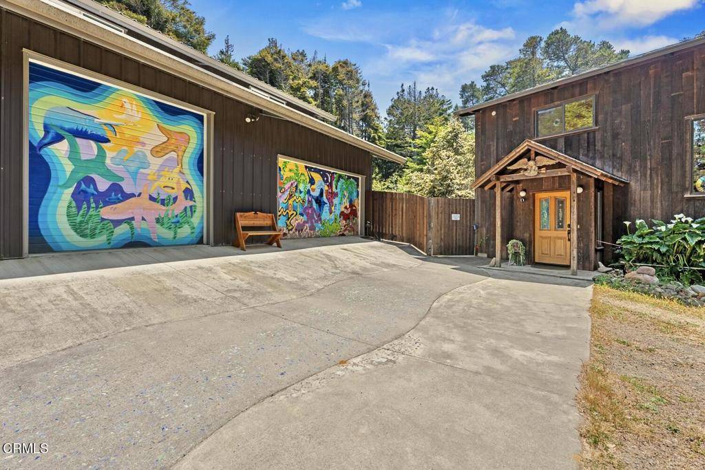 Fort Bragg, CA 95437,32800 Sutliff LN