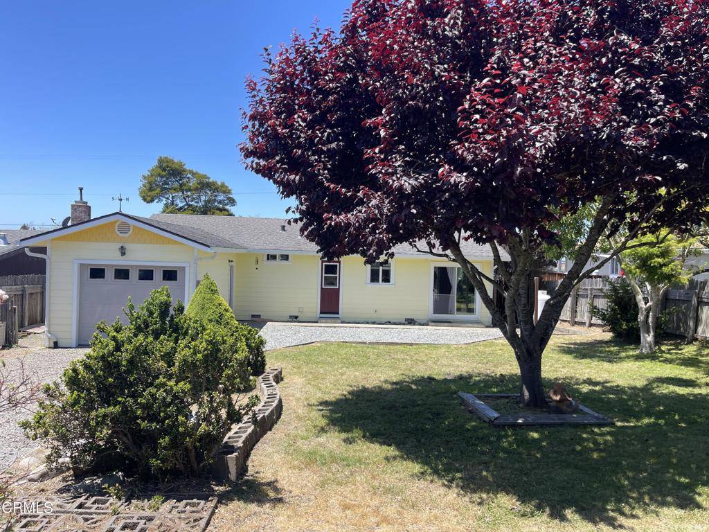 Fort Bragg, CA 95437,148 Olsen LN