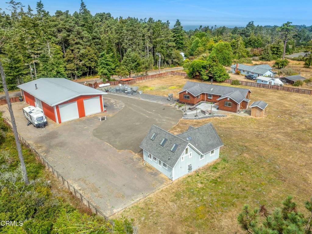Fort Bragg, CA 95437,32500 Gibney LN