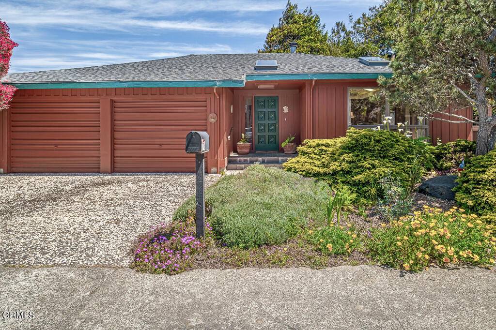Fort Bragg, CA 95437,170 Ebbing WAY
