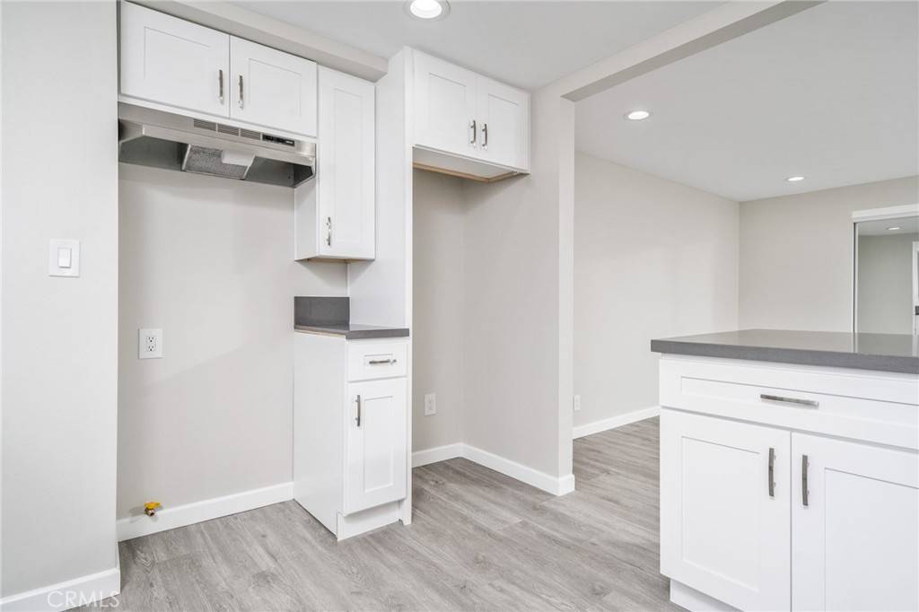 Colton, CA 92324,800 Cypress AVE