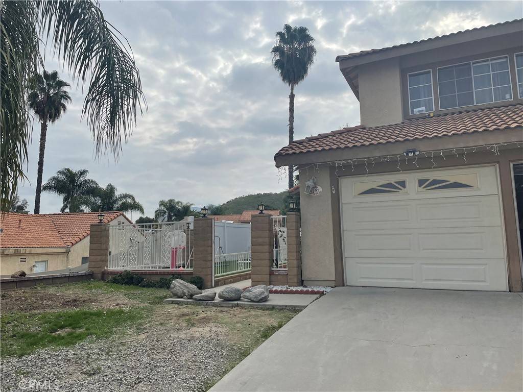 Colton, CA 92324,2297 Crescent CIR