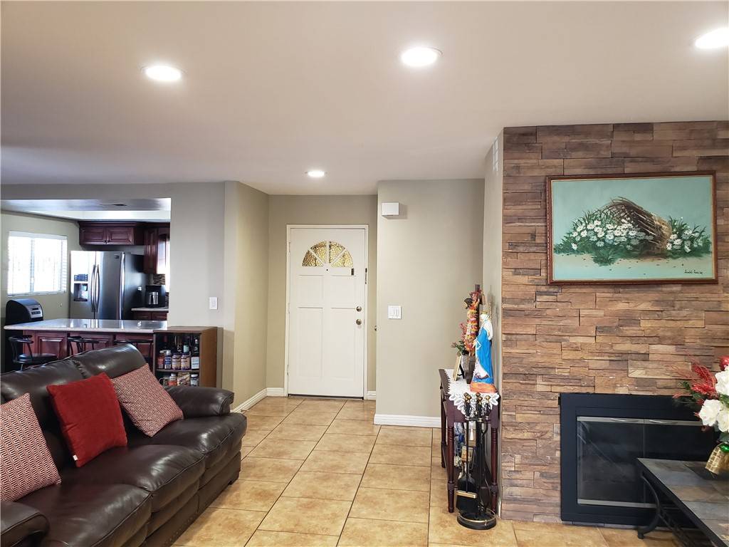 Azusa, CA 91702,155 W Renwick RD