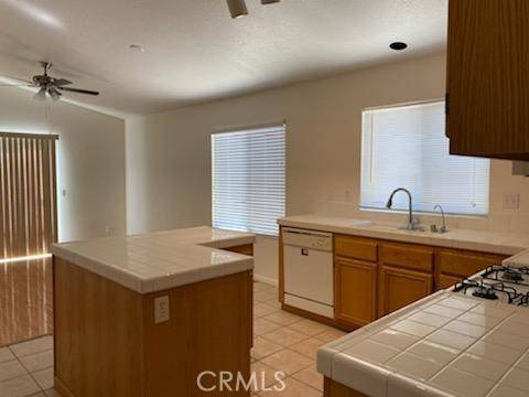 Victorville, CA 92394,14421 El Grande WAY