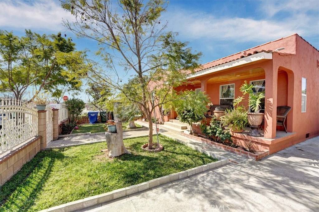 Azusa, CA 91702,505 N Vernon AVE
