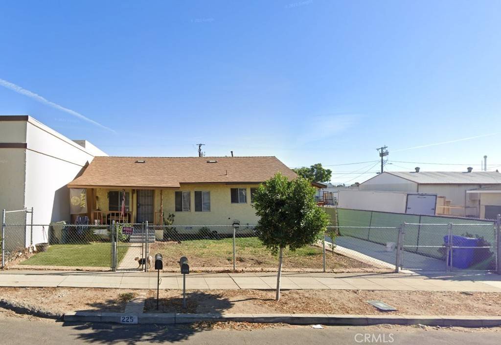 Rialto, CA 92376,225 S Orange AVE