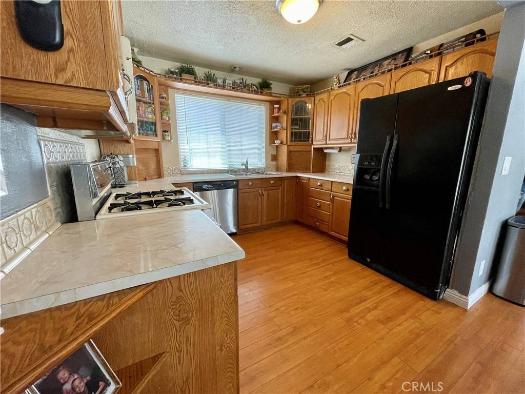 Azusa, CA 91702,363 Cherry Hills LN