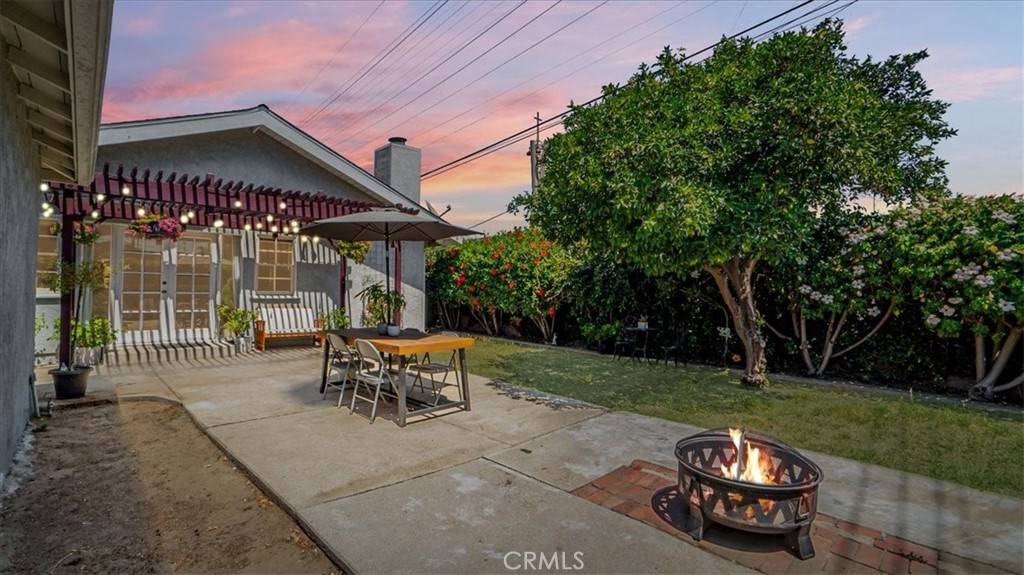 Pico Rivera, CA 90660,9348 Shade LN