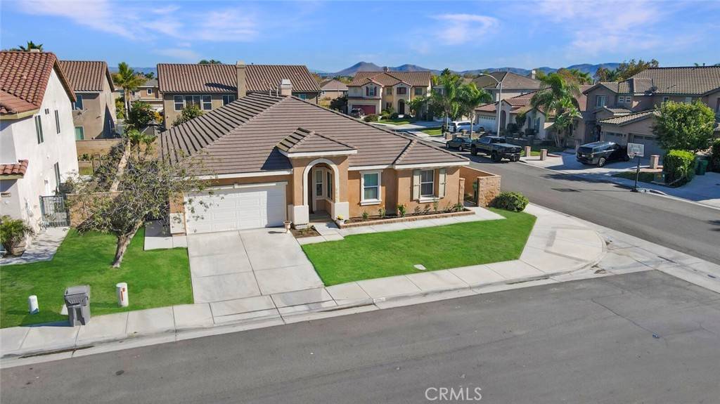 Eastvale, CA 92880,6562 Gold Dust