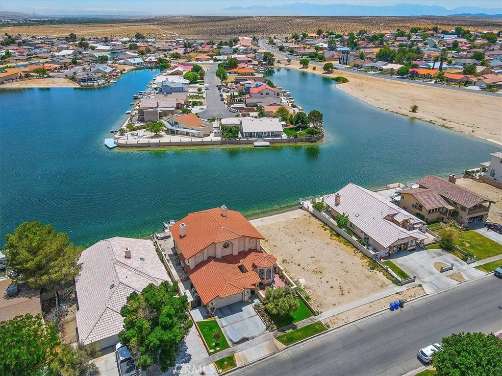 Helendale, CA 92342,14375 Rivers Edge RD