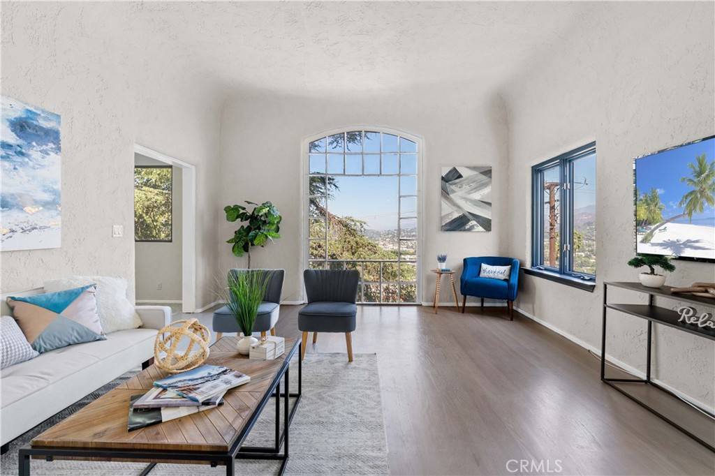 South Pasadena, CA 91030,217 Saint Albans AVE