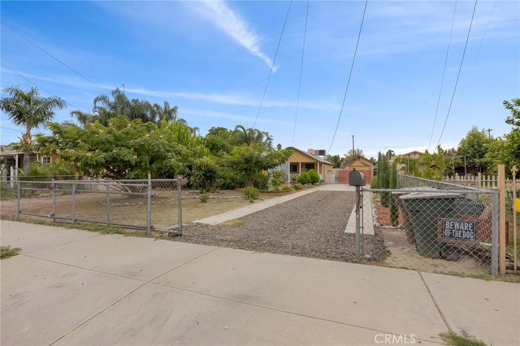 Colton, CA 92324,1331 Rialto AVE