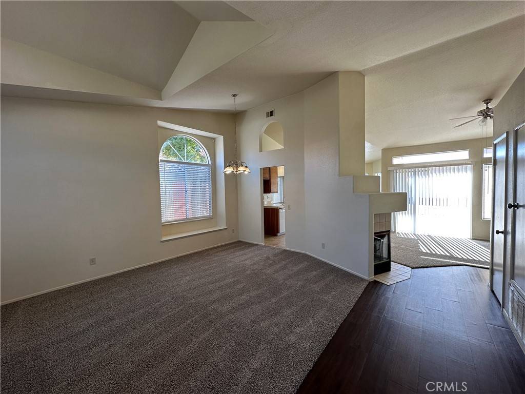 Hemet, CA 92544,43391 Avenida Miraflores