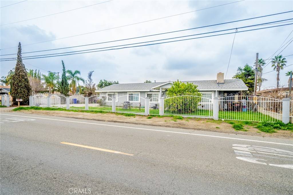 Bloomington, CA 92316,19340 Jurupa AVE