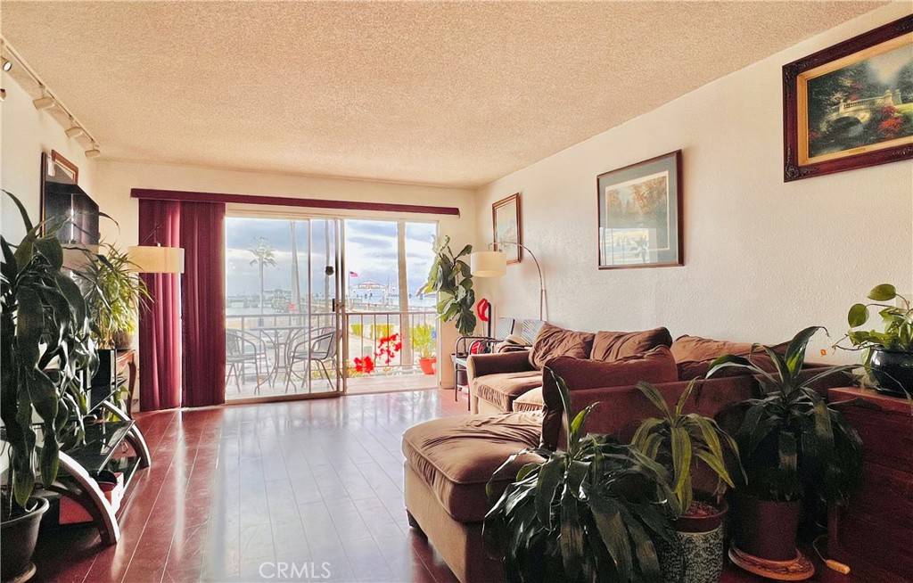 Long Beach, CA 90803,3939 E Allin ST #102