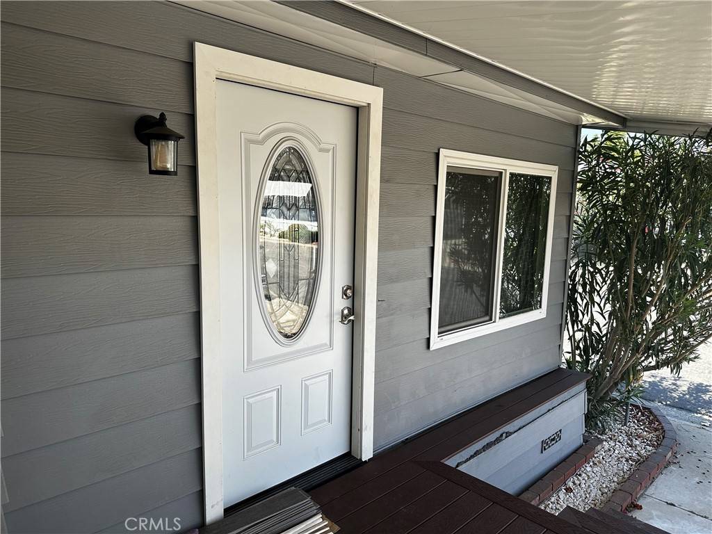 La Verne, CA 91750,3945 Bradford ST #20