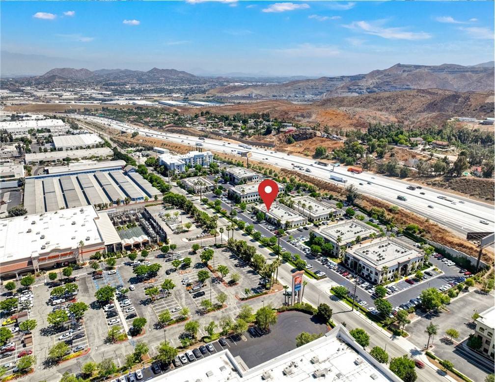 Corona, CA 92881,2079 Compton AVE #3101