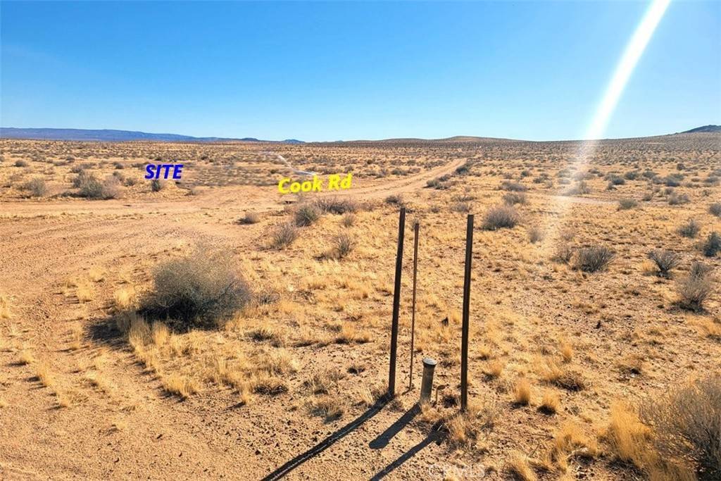 Hinkley, CA 92347,34 Cooks Rd