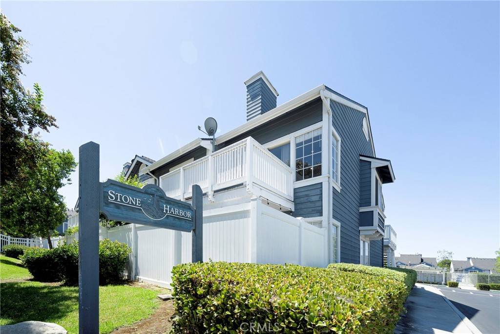 La Habra, CA 90631,754 Stone Harbor CIR #8