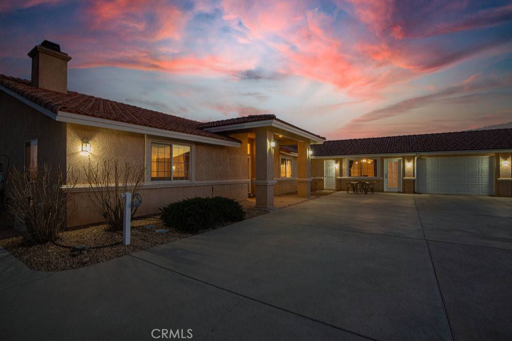 Oak Hills, CA 92344,9928 Desmond DR