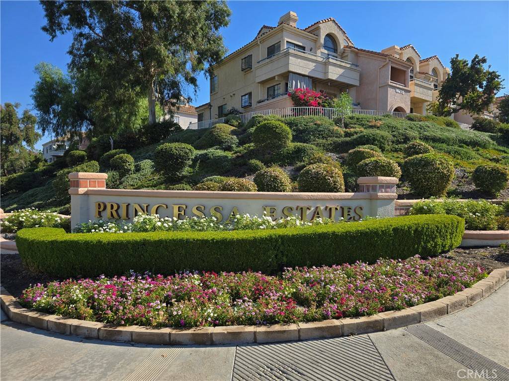 Canyon Country, CA 91387,18121 Erik CT #314