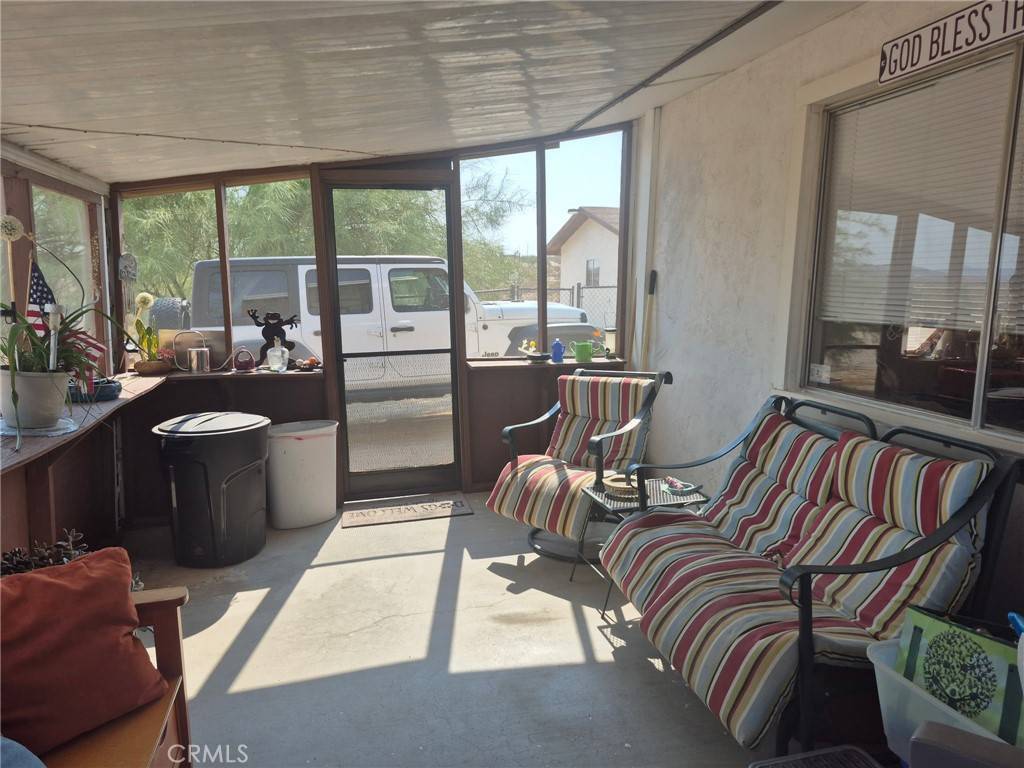 Joshua Tree, CA 92252,63737 Gibson RD