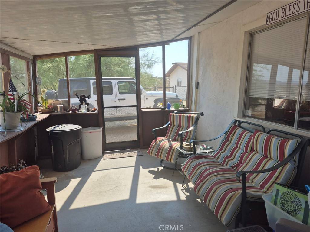 Joshua Tree, CA 92252,63737 Gibson RD