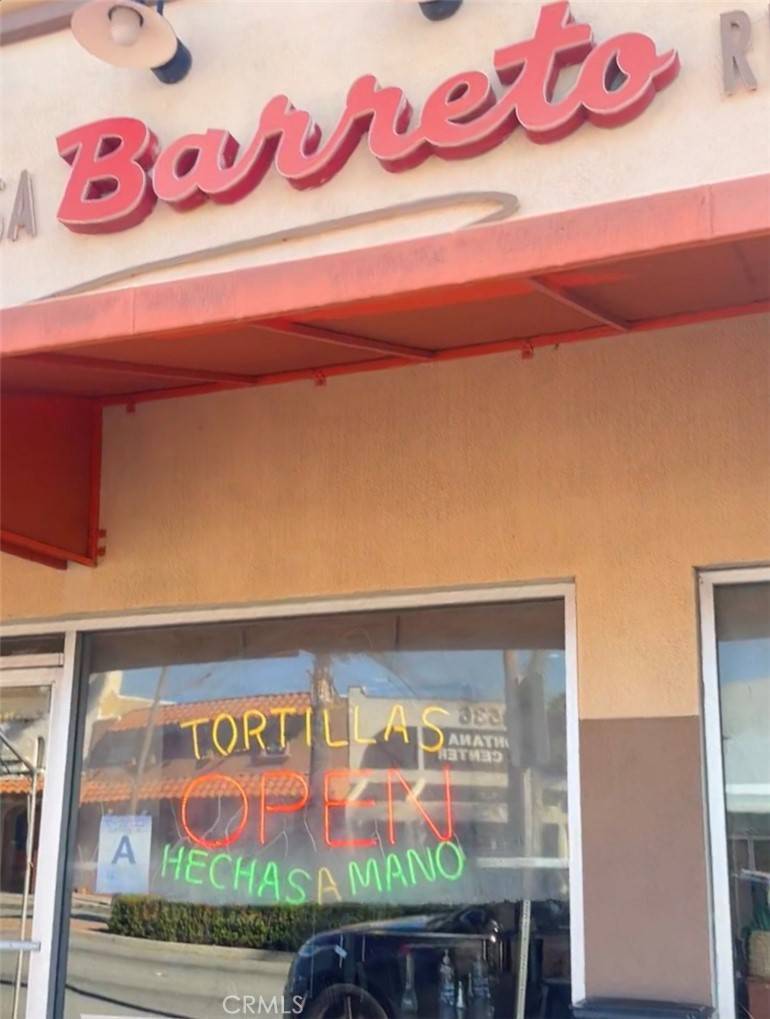 Fontana, CA 92335,8541 Sierra AVE