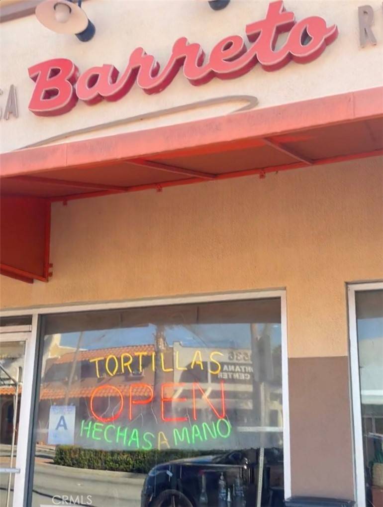 Fontana, CA 92335,8541 Sierra AVE