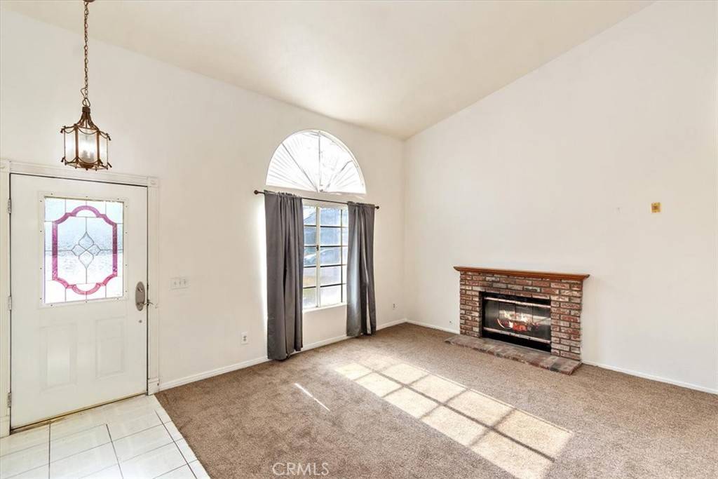 Rialto, CA 92377,1520 W Norwood ST