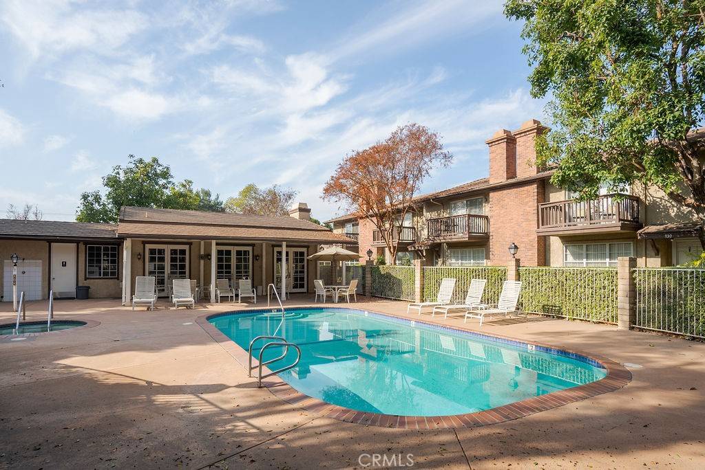Glendora, CA 91740,976 South Glendora Avenue