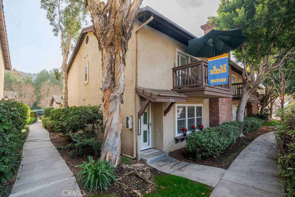Glendora, CA 91740,976 South Glendora Avenue