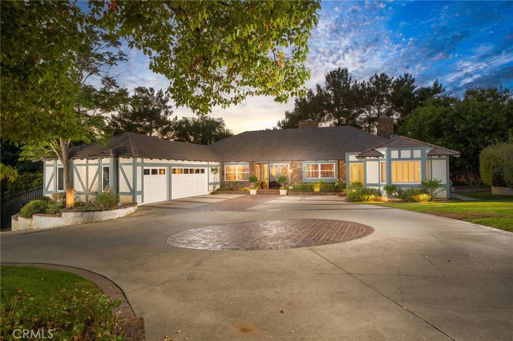 Yorba Linda, CA 92886,18105 Bastanchury RD