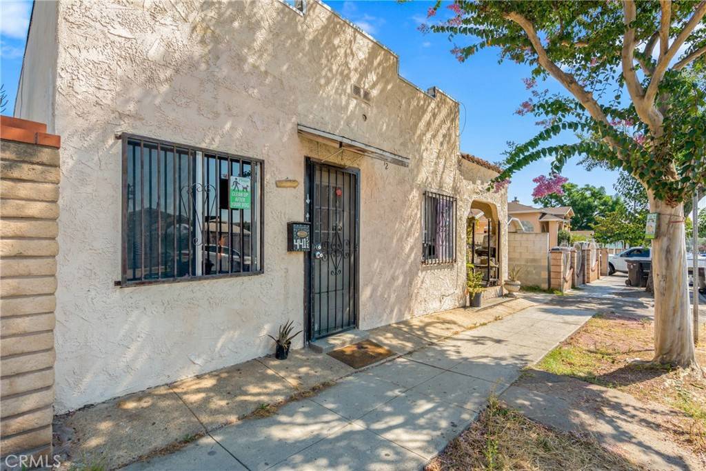 Los Angeles, CA 90063,4141 Floral DR