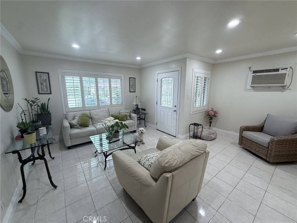 Downey, CA 90240,7844 Gainford ST