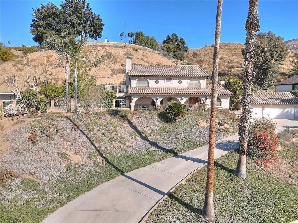 San Bernardino, CA 92404,2404 Willow DR