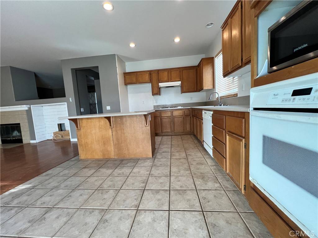 Eastvale, CA 92880,5800 Redhaven ST