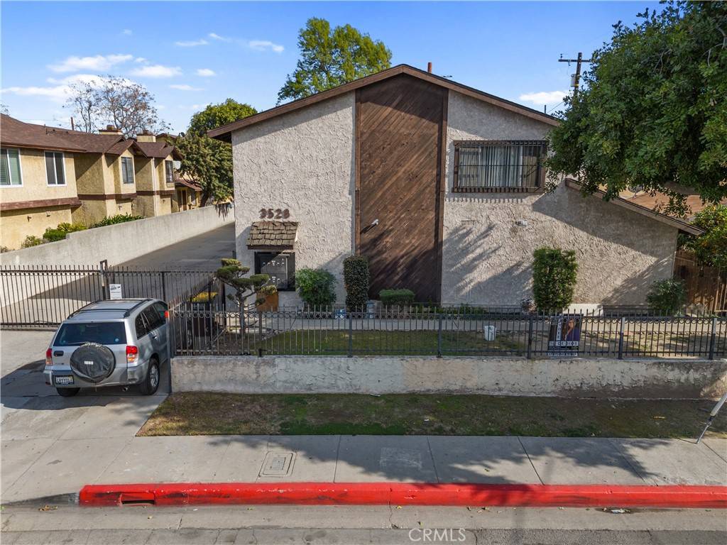 El Monte, CA 91732,3528 La Madera AVE