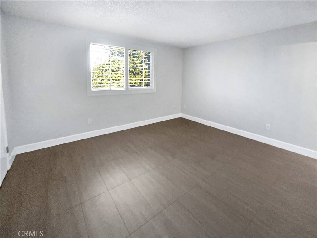 Huntington Beach, CA 92646,8566 Van Ness CT #24F