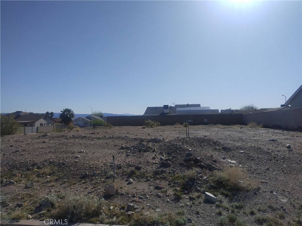 Needles, CA 92363,2201 Casa Del Sol ST