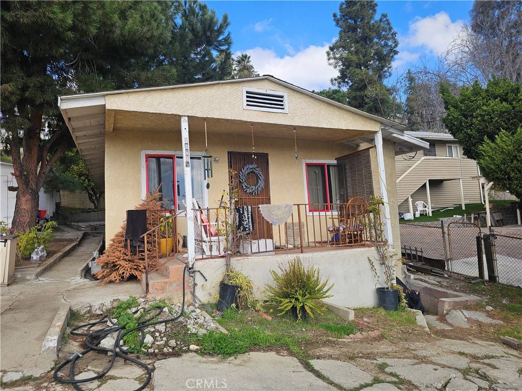 Los Angeles, CA 90032,5269 Huntington DR N