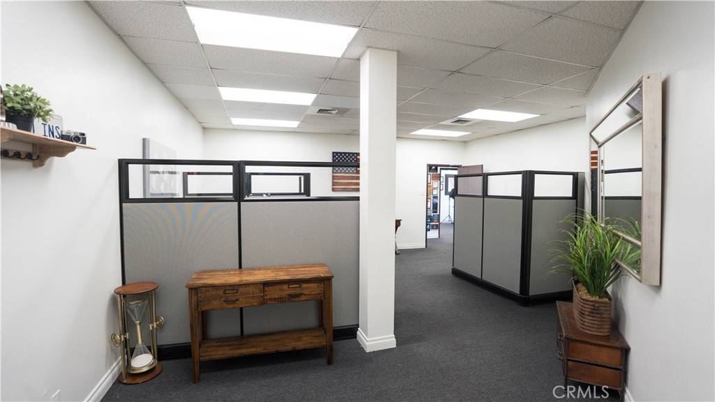Glendora, CA 91741,303 W Foothill BLVD #17