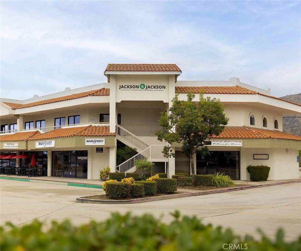 Glendora, CA 91741,303 W Foothill BLVD #17