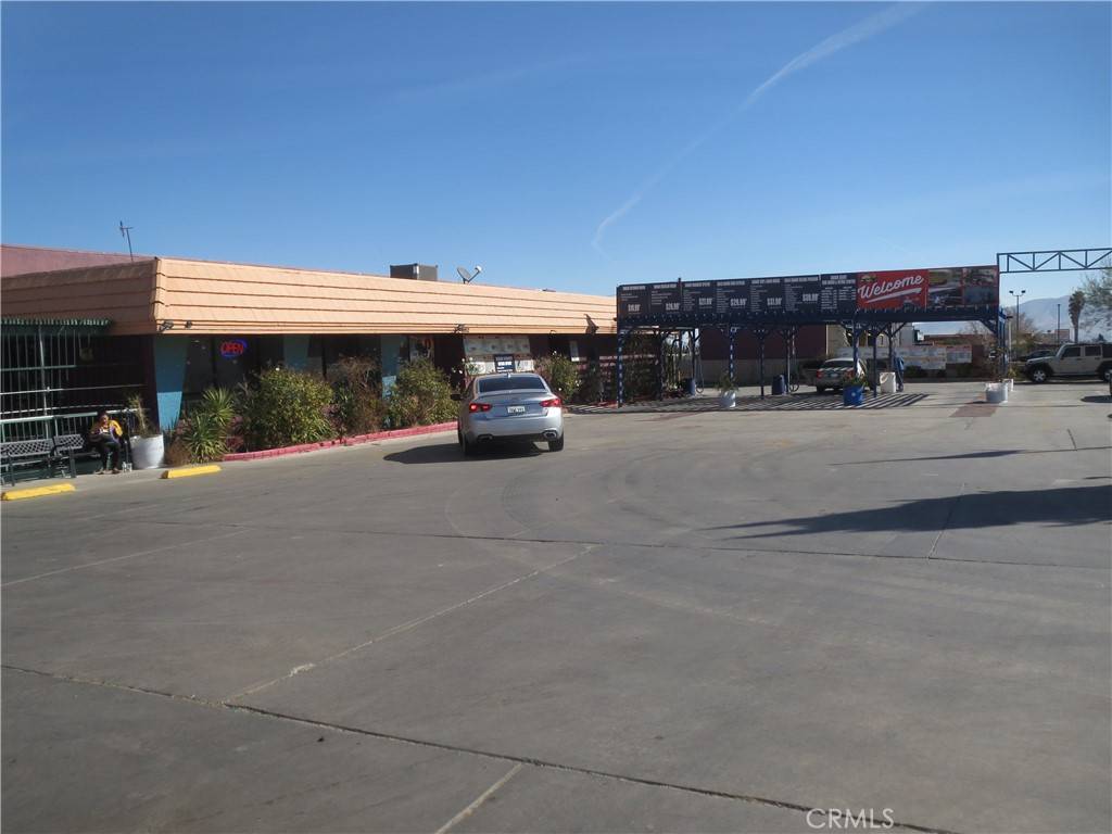 Hesperia, CA 92345,16002 Main ST