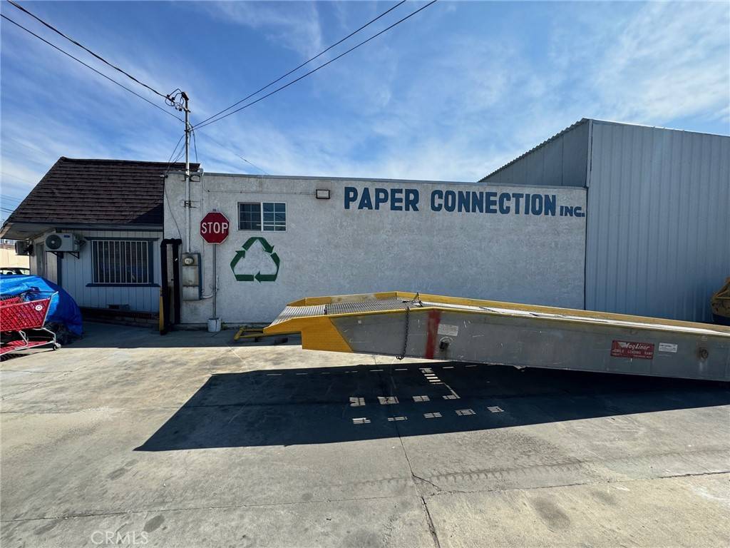 San Bernardino, CA 92410,1557 W Rialto AVE