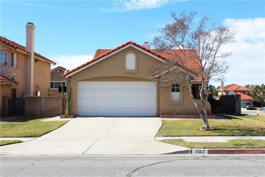 Fontana, CA 92336,7662 Plumaria DR
