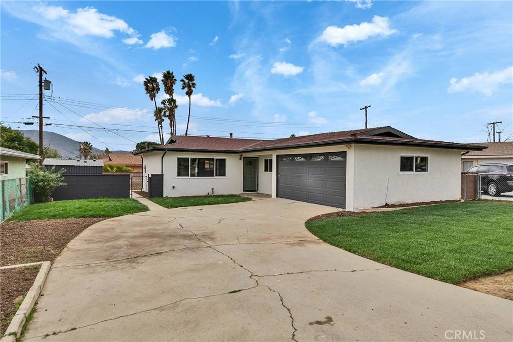 Banning, CA 92220,2120 W Lincoln ST