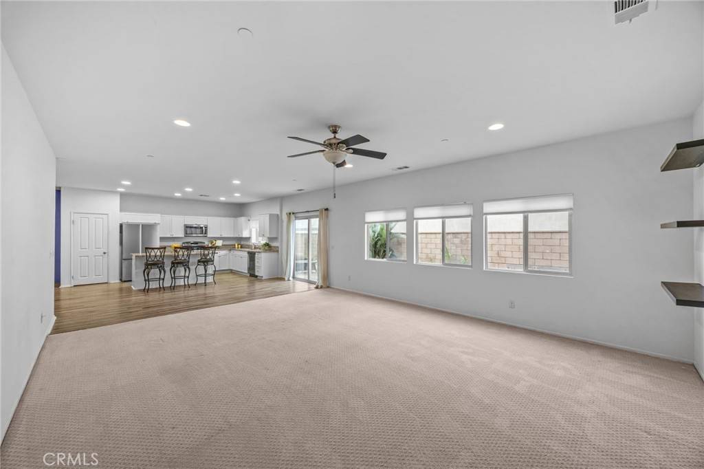 Fontana, CA 92336,16741 Buttonwood LN