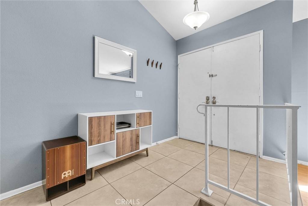 Corona, CA 92882,1533 Camelot DR