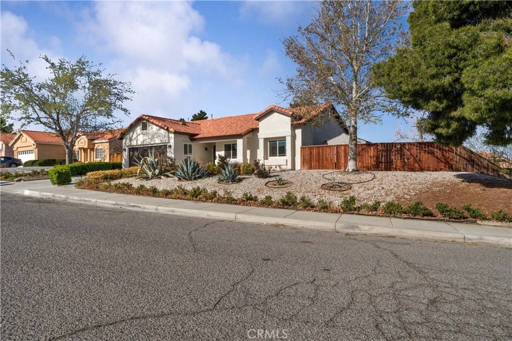 Victorville, CA 92394,17102 Grand Mammoth PL